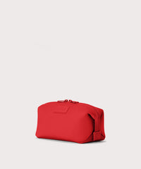 Hunter Toiletry Bag in Cherry, Small